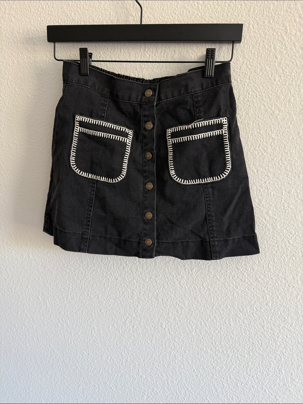 Rylee + Cru Black Denver Mini Skirt - Picture 3 of 6